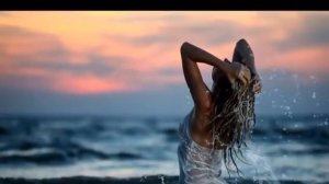 "Мы Женщинами быть не перестанем"- исп. автор слов Галина Катрачёва