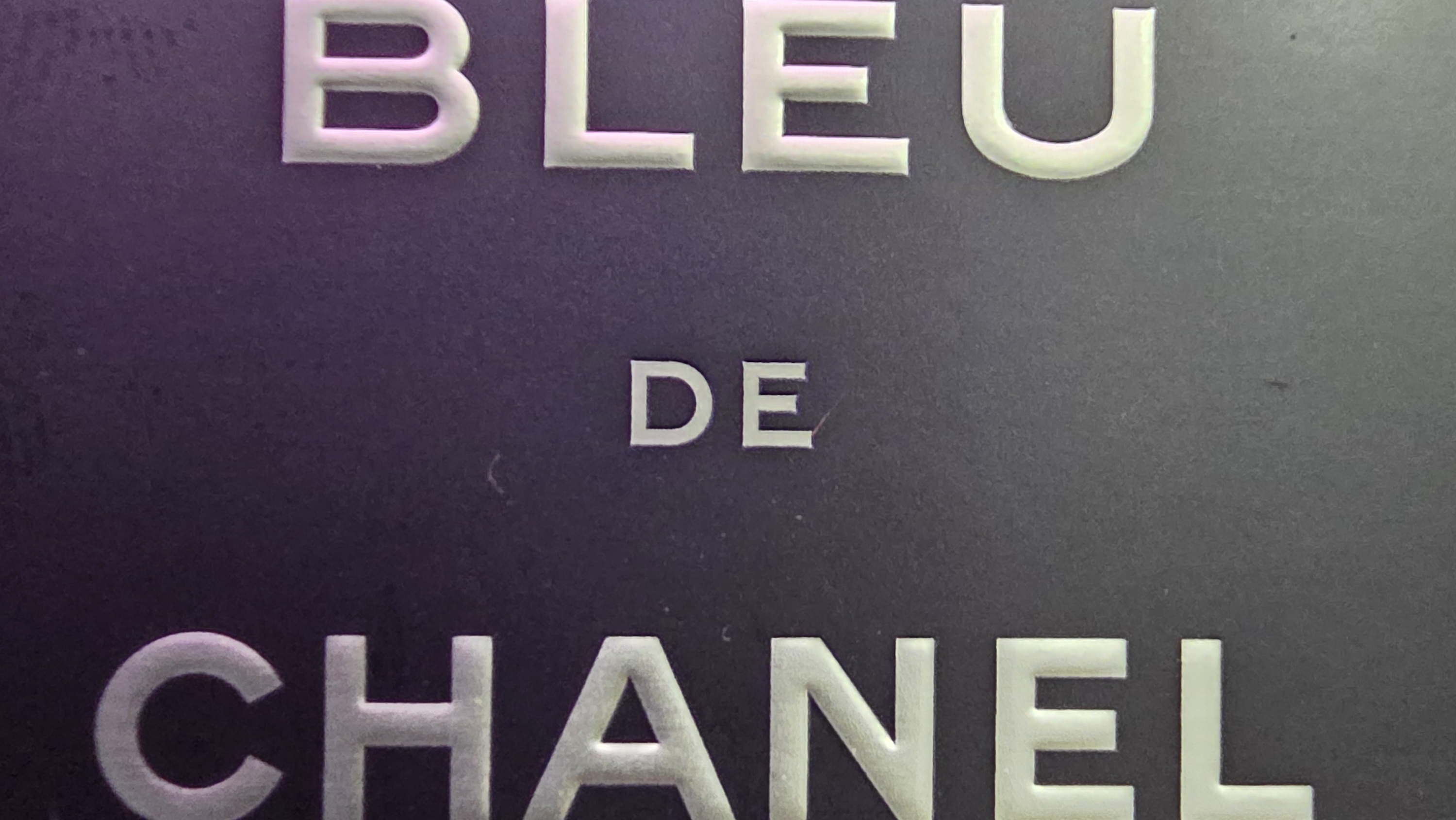 распаковка BLEU de CHANEL parls смотреть онлайн