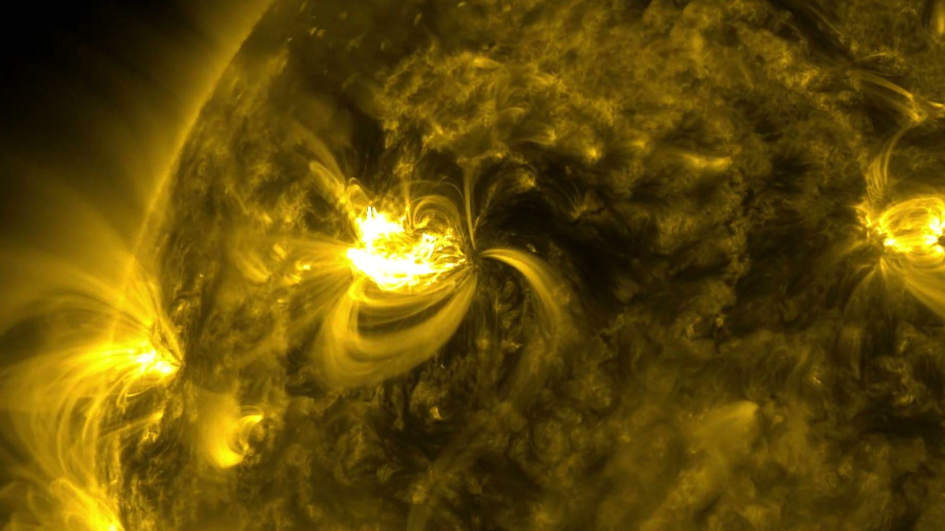 Наблюдение активной области Солнца: источник вспышечной активности начала февраля.