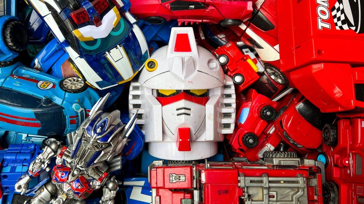 КОРОБКА с игрушками Машинки-ТРАНСФОРМЕРЫ - Смертельная битва  против ОПТИМУС ПРАЙМ