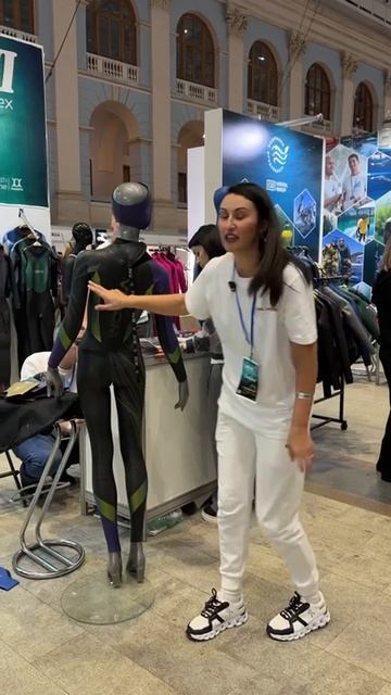 VENOM — гидрокостюм BUNI