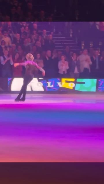 И снова космос от Ильи Малинина - Четверной аксель + сальто