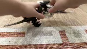 Мир юрского периода Lego  Индораптор против Индоминуса