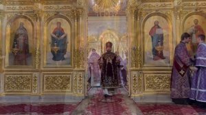 МИТРОПОЛИТ ИГНАТИЙ СОВЕРШИЛ БОЖЕСТВЕННУЮ ЛИТУРГИЮ В ПОКРОВСКОМ СОБОРЕ Г. САРАТОВА