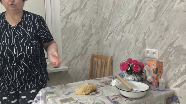 С первым днем весны.
Венское печенье или насыпной пирог. смотреть онлайн