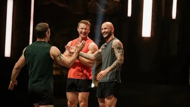 Титаны. Битва сезонов. Выпуск от 01.03.2026 смотреть онлайн