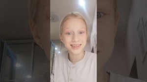 1 часть наношу столько слоев косметики, сколько мне скажет моя колонка Маруся.