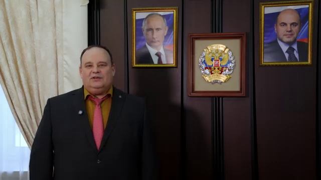 Поздравление ректора Финансового университета С.Е, Прокофьевасо 107-летием Финансового университета