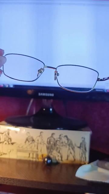 Проверь сво очки на этот брак!