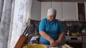 пирожки и баня по черному/я помогаю Олегу/ завтракаем/