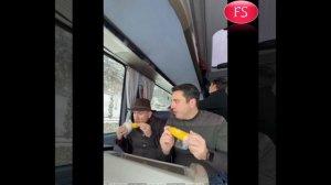 Пока весь мир следит за ситуацией на Ближнем Востоке, премьер Пашинян граничащий с Ираном ест пирожк