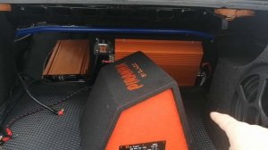 Небольшой обзор на активный сабвуфер Piranha 6.5A