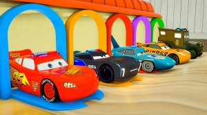 Учим цвета с помощью машинок Маккуина грузовика Мак и уличных транспортных средств Маккуин для детей