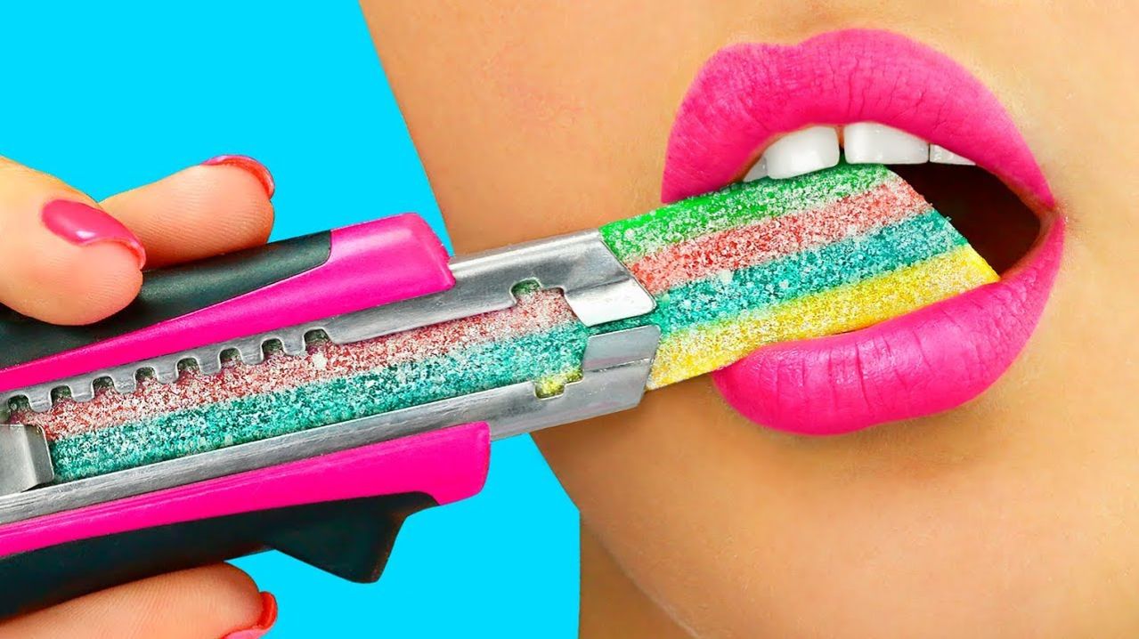 8 пранков и лайфхаков для школы. Как пронести еду в школу смотреть онлайн