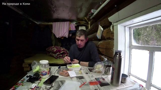 ДОБЫЛ РЯБЧИКА. РАССКАЗАЛ ПОЧЕМУ МОТОСОБАКА НЕ РАБОТАЛА. УСТАНОВИЛ КАПКАН ЗА РЕКОЙ. 2/2 серия