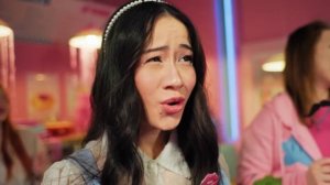 Я влюбилась в самого популярного парня колледжа!