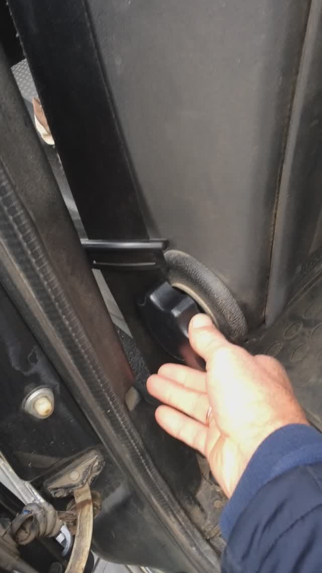 Уаз Патриот - Ремонт барашка регулировки спинки передних  сидений