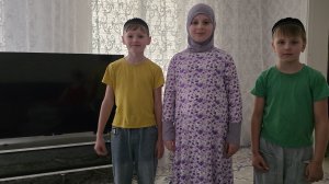 РУССКИЕ МУСУЛЬМАНЕ НЕ ПРОПУСКАЮТ НИ ОДНОЙ МОЛИТВЫ !МОЛОДЦЫ!!