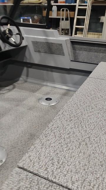 К НАМ ПОСТУПИЛ LORD RIVER 49 С ИЗМЕНЁННЫМИ КОНСОЛЯМИ. #lordriver #ruboats