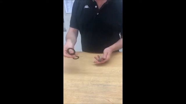 Уплотнитель.