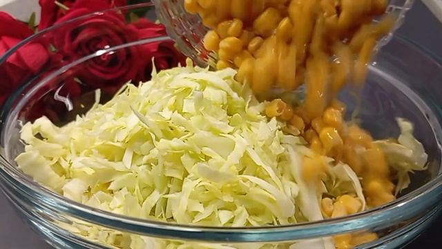 Самый удачный салат из капусты! Вкусно и легко готовить!