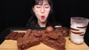 CHOCOLATE PARTY1시간 동안 초코파티 초코 디저트 먹방 CHOCOLATE CAKE ICE CREAM DESSERT MUKBANG ASMR 초콜릿 디저트 모음