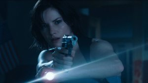 Любимый отрывок из фильма «Обитель зла 2: Апокалипсис» - Resident Evil: Apocalypse (2004) HD