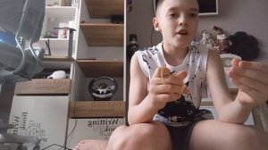 обучалка на фокус с резинкой с квось пальцы.