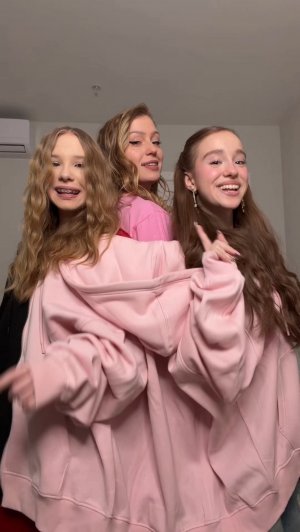 Марьяна Локель х POLI - «Милый типа» - 6 марта 🎀