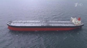 Движение в Ормузском проливе практически остановлено.