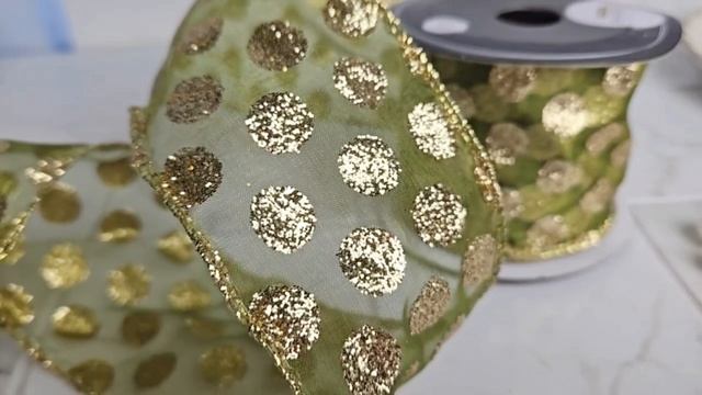 Лента для декорирования ИЗЯЩНАЯ - Горошек, зелёный с золотым, 6x270 см, 445325-1