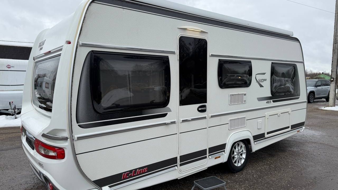 Шикарный караван-турист Fendt Saphir 465 модель 2020 года на 4 спальных места из Германии