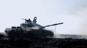 "СЕГОДНЯ У ФРОНТА УЧИМСЯ ПЕТЬ! "