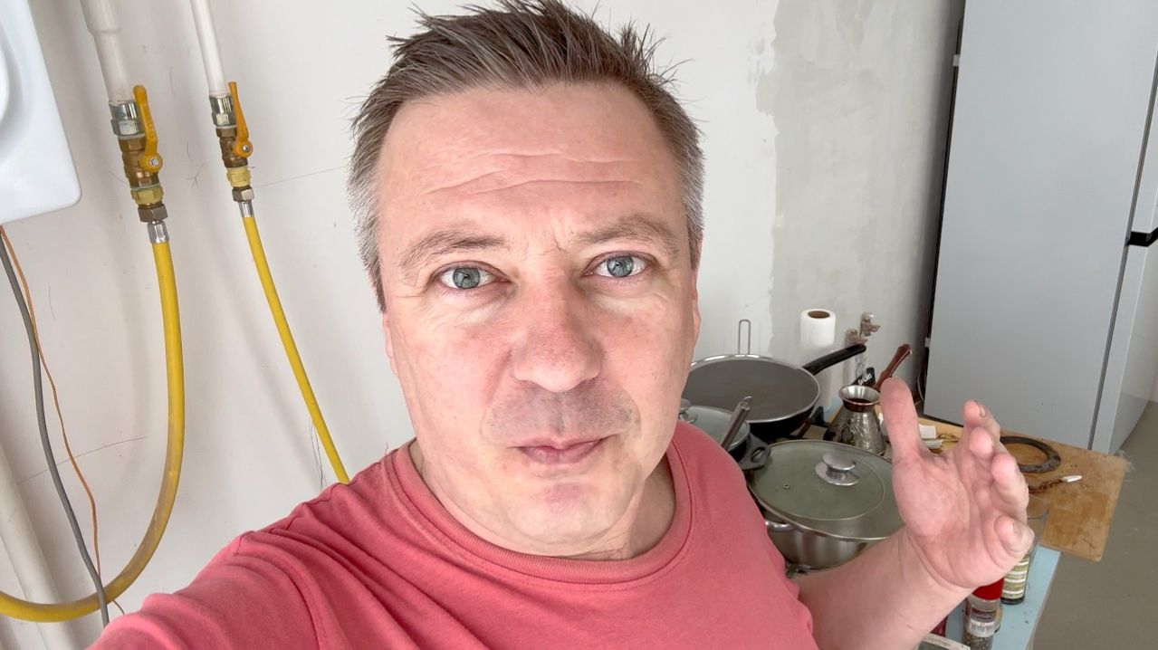 ЖИЗНЬ вне ОРХИДЕЙ - почему не все в доме на Юге РОЗЕТКИ на кухне  всех ЗРИТЕЛЕЙ поздравляю