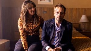 Солнечные ночи Трейлер  Hulu