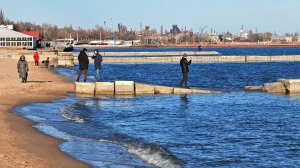 МАРИУПОЛЬ НА МОРЕ прогулка по пляжу