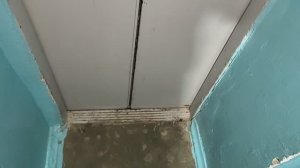 🟢 (зелёное купе) Пассажирский лифт МЛЗ 1995. 3-подъезд, Ватутина 22Б, Белгород.