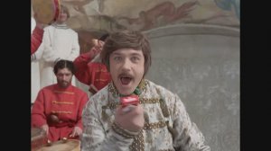 Вдруг как в сказке скрипнула дверь! Фрагменты из фильма ″Иван Васильевич меняет профессию″. 1973 г.