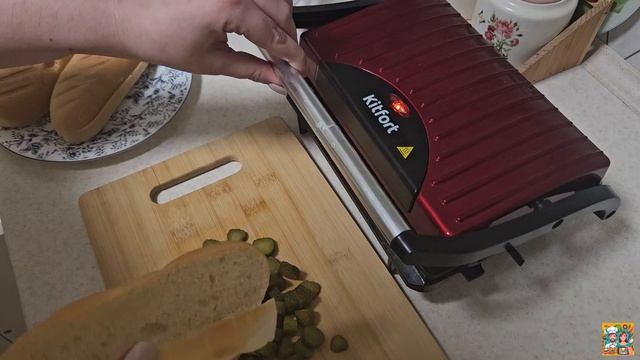 Горячий перекус: хот-дог!