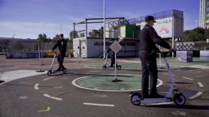 Ирина Волк: На федеральной территории «Сириус» полицейские повышают навыки управления СИМ и машинами