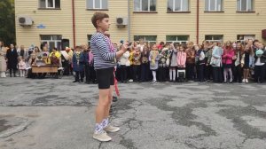 Торжественная линейка 1 сентября. Гимназия №5, Тюмень. Полная версия