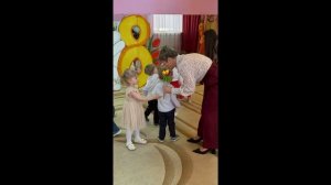 Праздник весны🌸 в группе  «Капитошки» 
Воспитатели: Лукбанова З.К., Кравцова О.В.