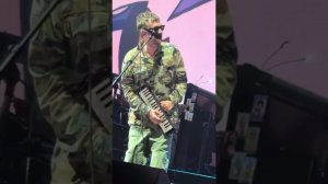 Дэймон Албарн сыграл легендарный Clint Eastwood 22 февраля в Голливуде #gorillaz #concert