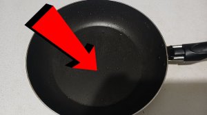 Как почистить сковородку от нагара и жира За 5 минут..!!!!!!!!!!!..