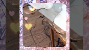 1000049736.mp4 (Собака наблюдает за устройством лестницы на 2-ой этаж в доме А-фрейм)