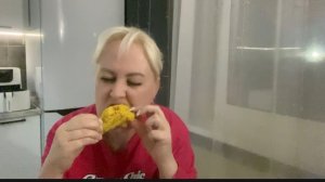 Фудкорт на дому. Мукбанк