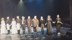 "Зимняя сказка" в ТЮЗе. Поклоны