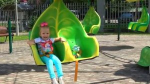 Детская площадка в парке аттракционов и игрушки Щенки [get.gt]