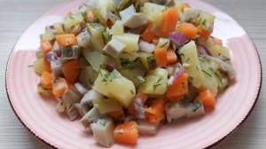 ОЧЕНЬ ВКУСНЫЙ САЛАТ!  Салат с груздями на праздничный стол-8 Марта!