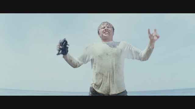 Па-ма-ги-те! Спа-си-те! SoS! Фрагменты из фильма "Бриллиантовая рука". 1968 г.